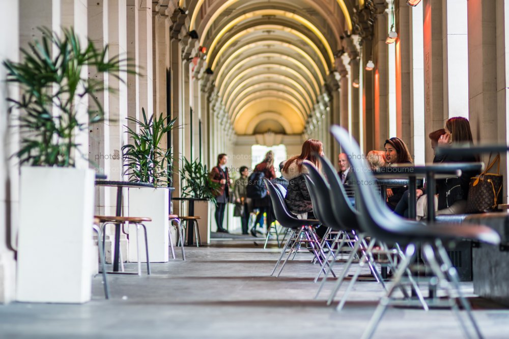 Cafe culture at the GPO - Photos | Melbourne