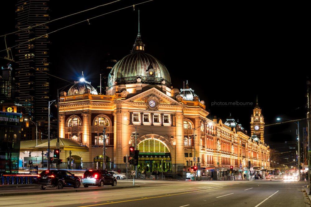 Flinders Street Station - Photos | Melbourne