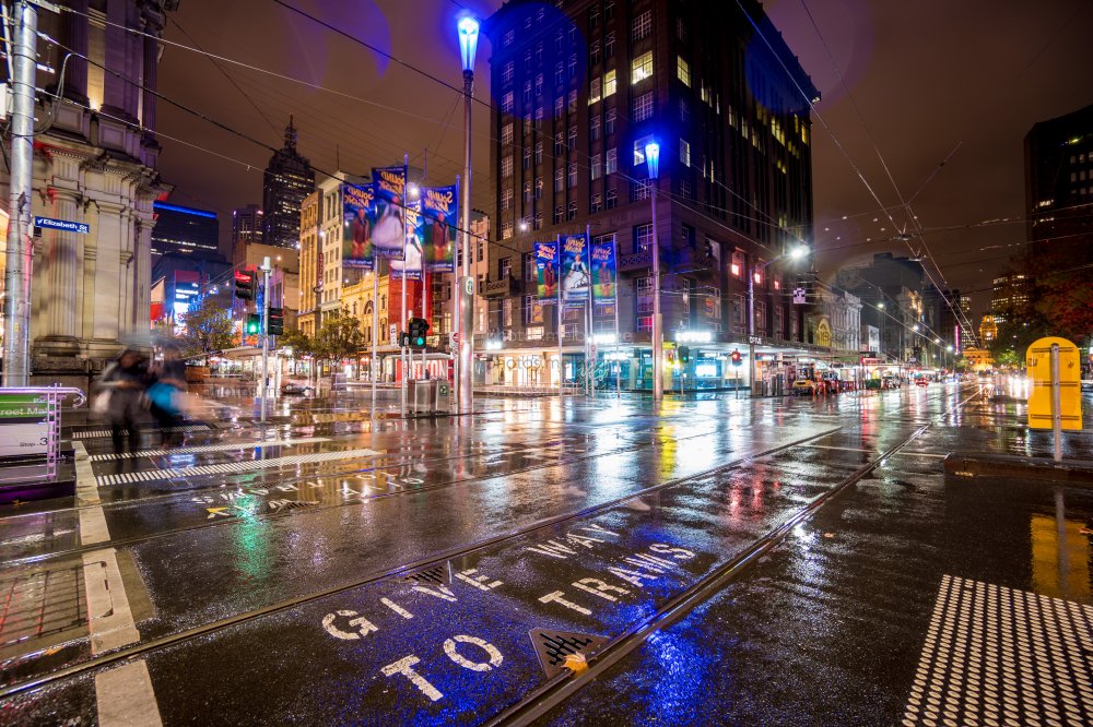 Give way to trams - Photos | Melbourne